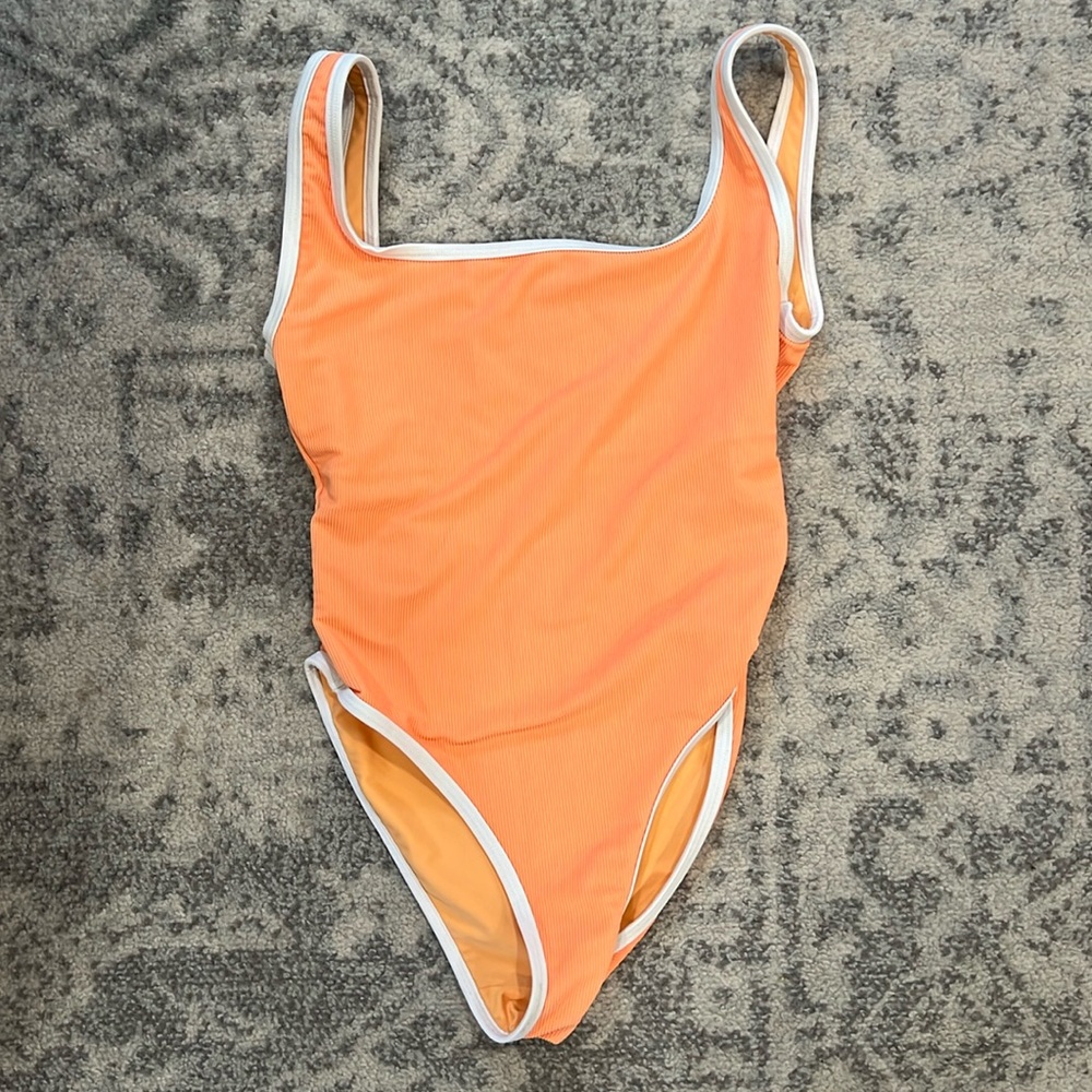 LainSnow Women’s One Piece Bathing Suit